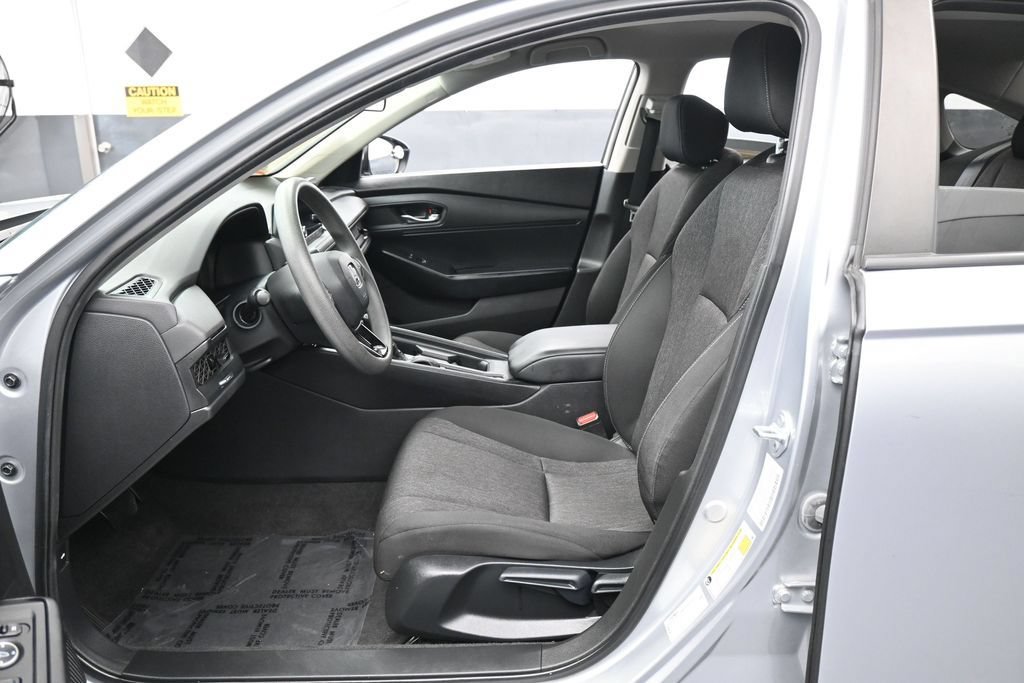 Used 2024 Honda Accord LX image 11