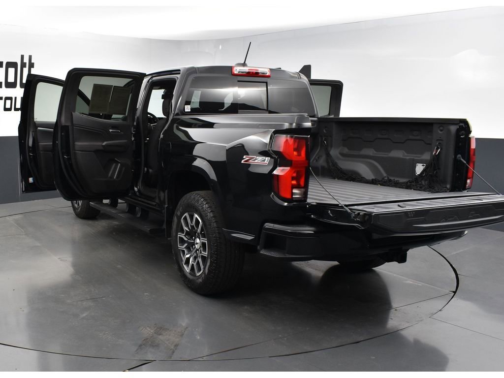 Used 2023 Chevrolet Colorado Z71 w/ Z71 Convenience Package 2 AWD/4WD image 27