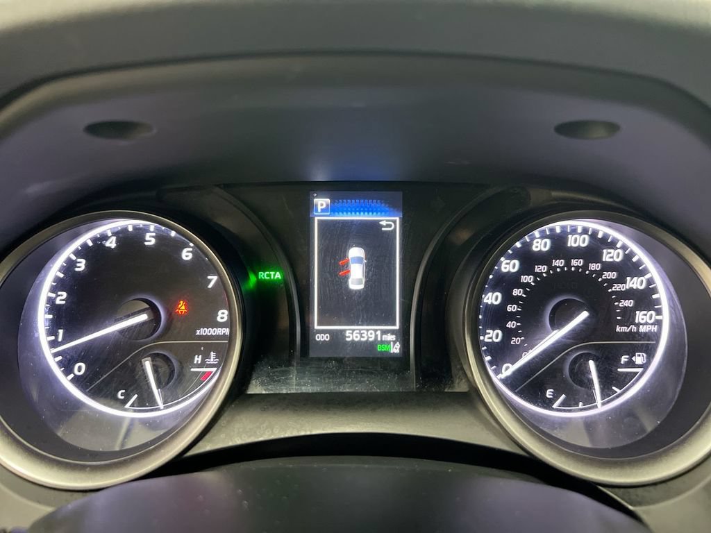 Used 2024 Toyota Camry SE w/ Convenience Package FWD image 12