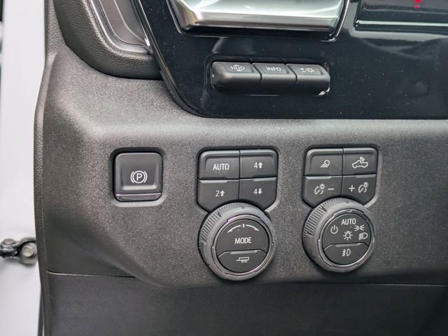 New 2026 Chevrolet Silverado 1500 High Country AWD/4WD image 14