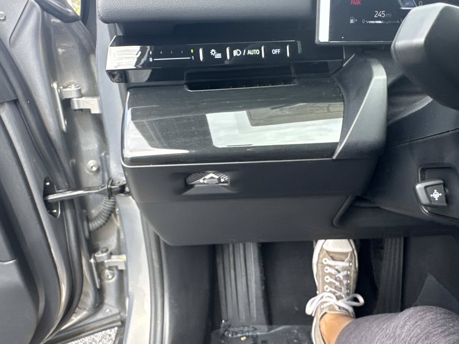 Certified 2026 BMW 530i RWD image 29