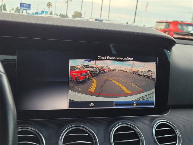 Used 2019 Mercedes-Benz E 300 image 10