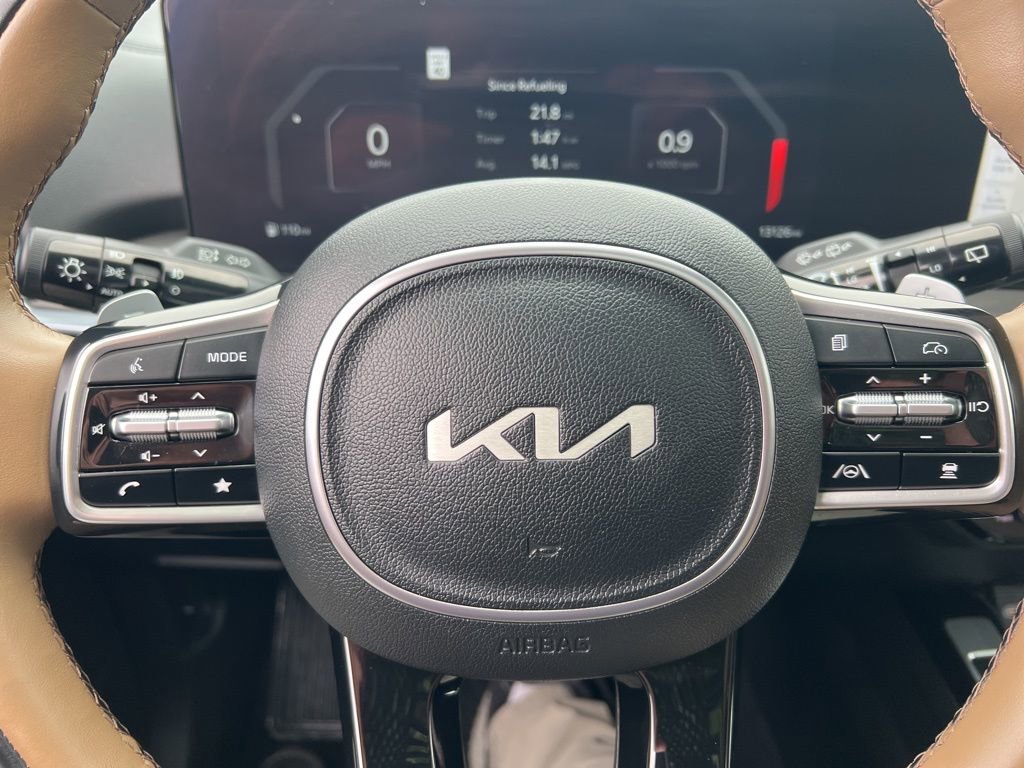 Certified 2025 Kia Sorento SX Prestige w/ Olive Brown Leather Package image 66