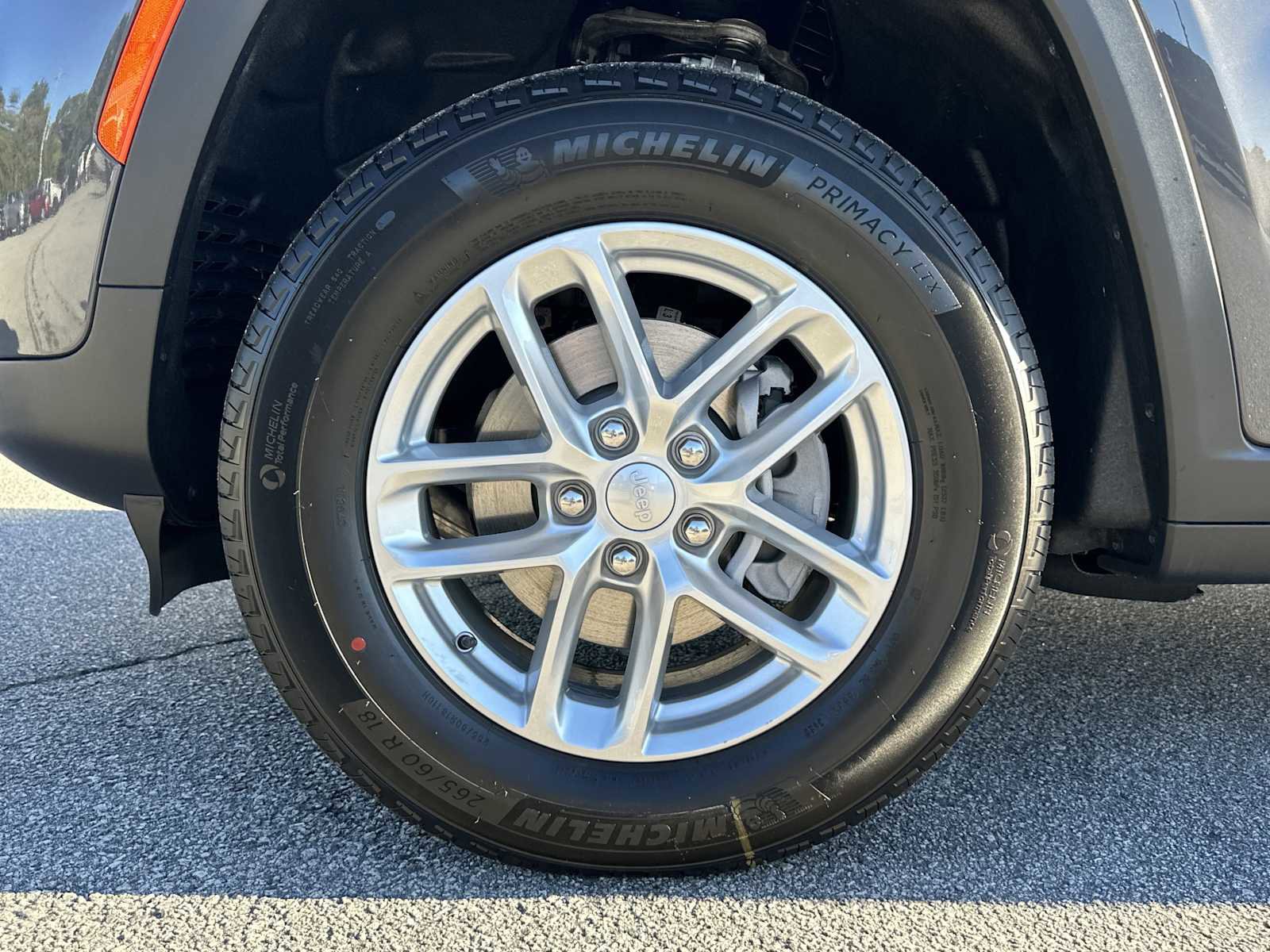 New 2025 Jeep Grand Cherokee Laredo X w/ Trailer Tow Package image 11