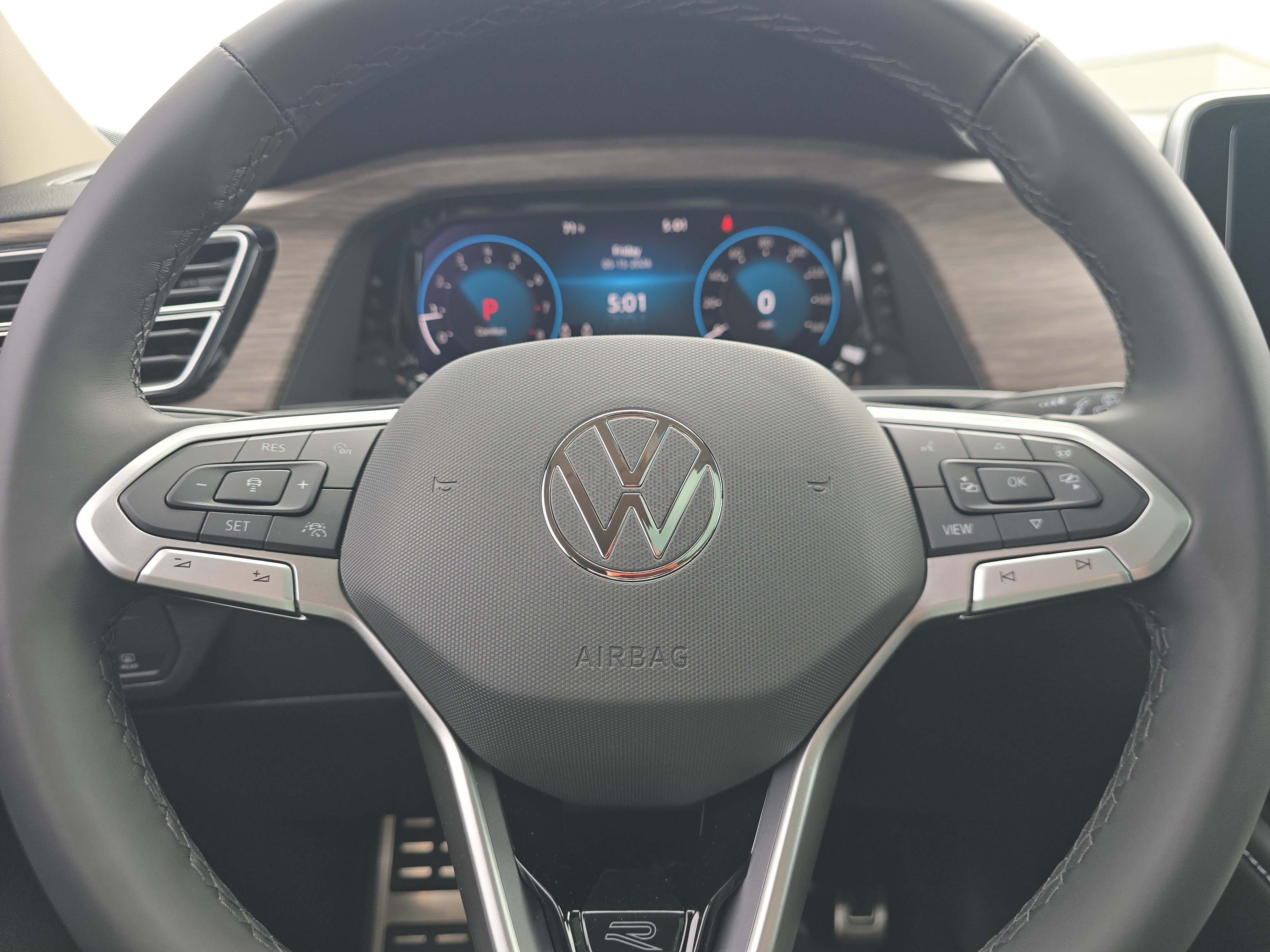 New 2026 Volkswagen Atlas SEL Premium R-Line AWD/4WD image 24