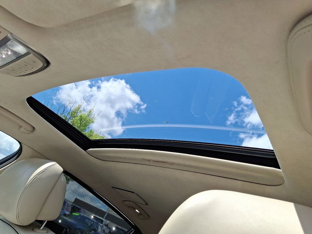 Used 2019 Genesis G90 5.0 Ultimate image 12