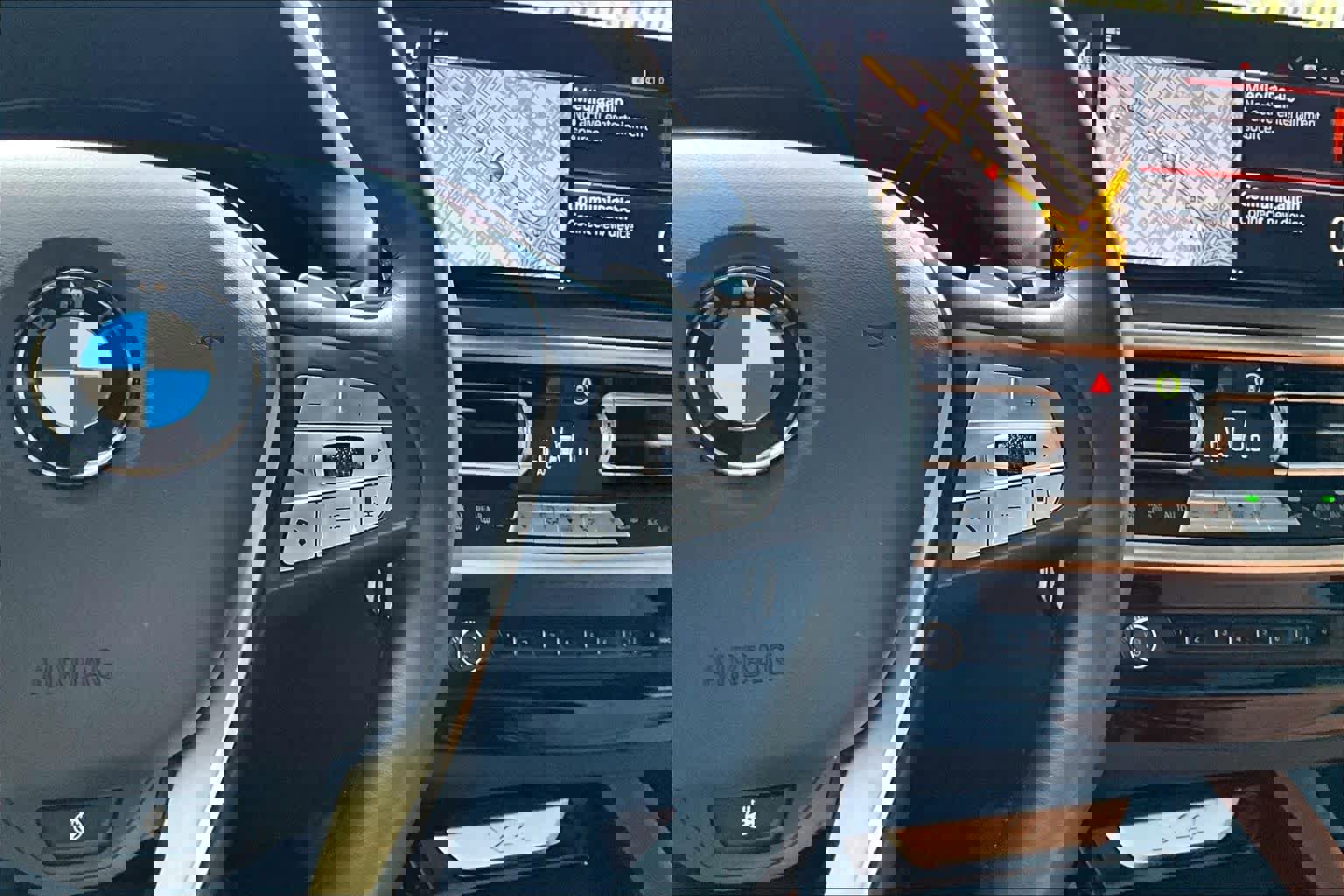 Certified 2025 BMW X4 xDrive30i image 24