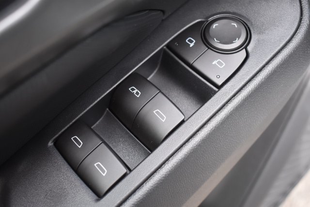 New 2026 Chevrolet Equinox EV RS AWD/4WD image 23
