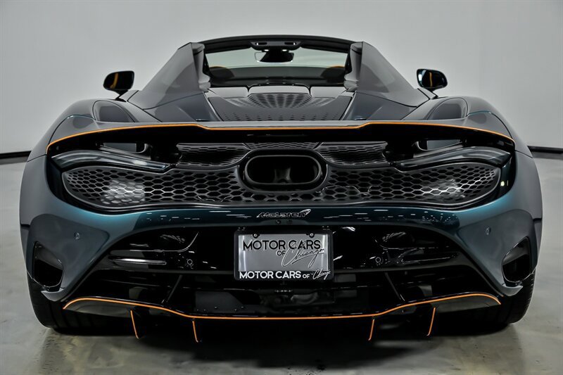 Used 2024 McLaren 750S Spider RWD image 11