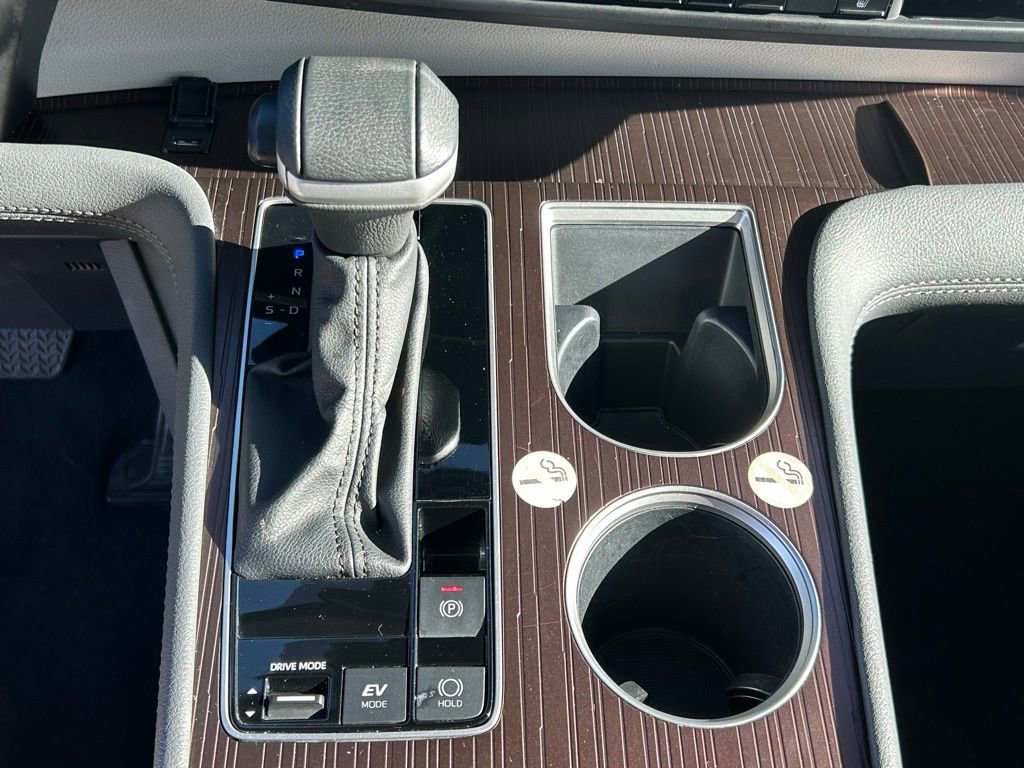 Used 2024 Toyota Sienna XLE image 29