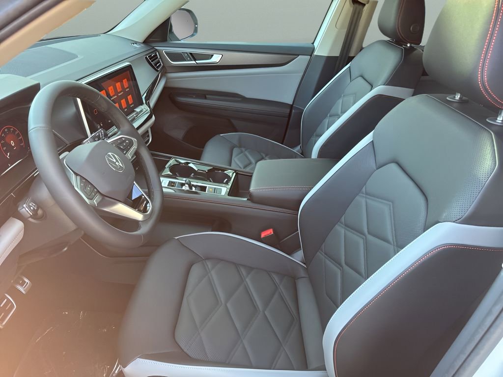 New 2026 Volkswagen Atlas Peak Edition AWD/4WD image 9