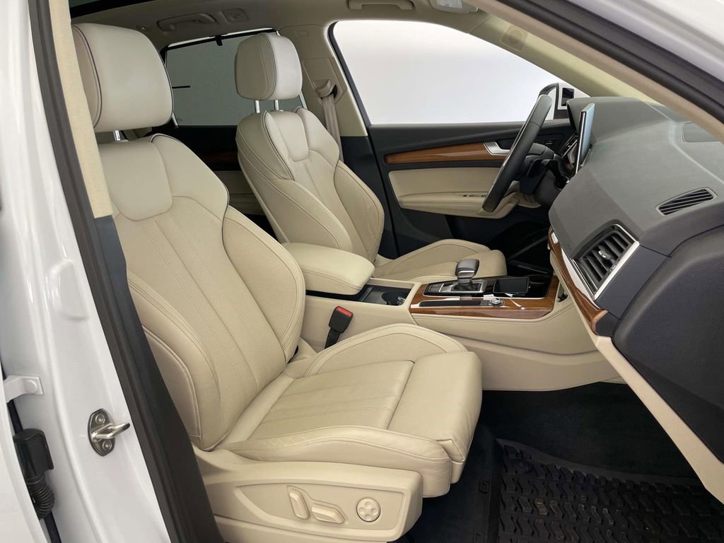 Certified 2023 Audi Q5 2.0T Premium Plus w/ Premium Plus Package image 23