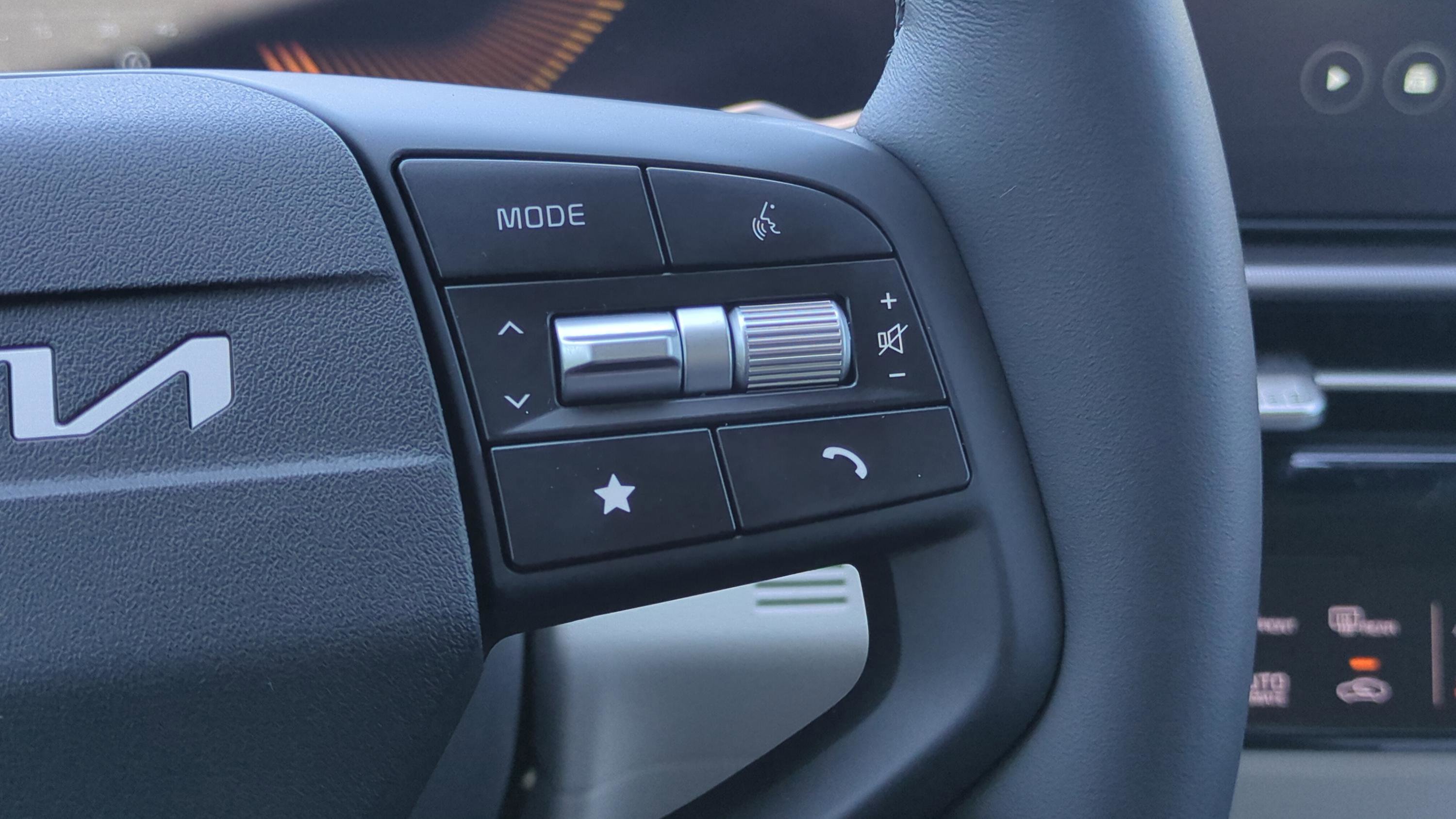 New 2026 Kia Sportage EX FWD image 20