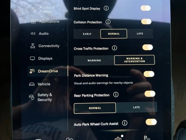 Used 2024 Lucid Air Touring image 9