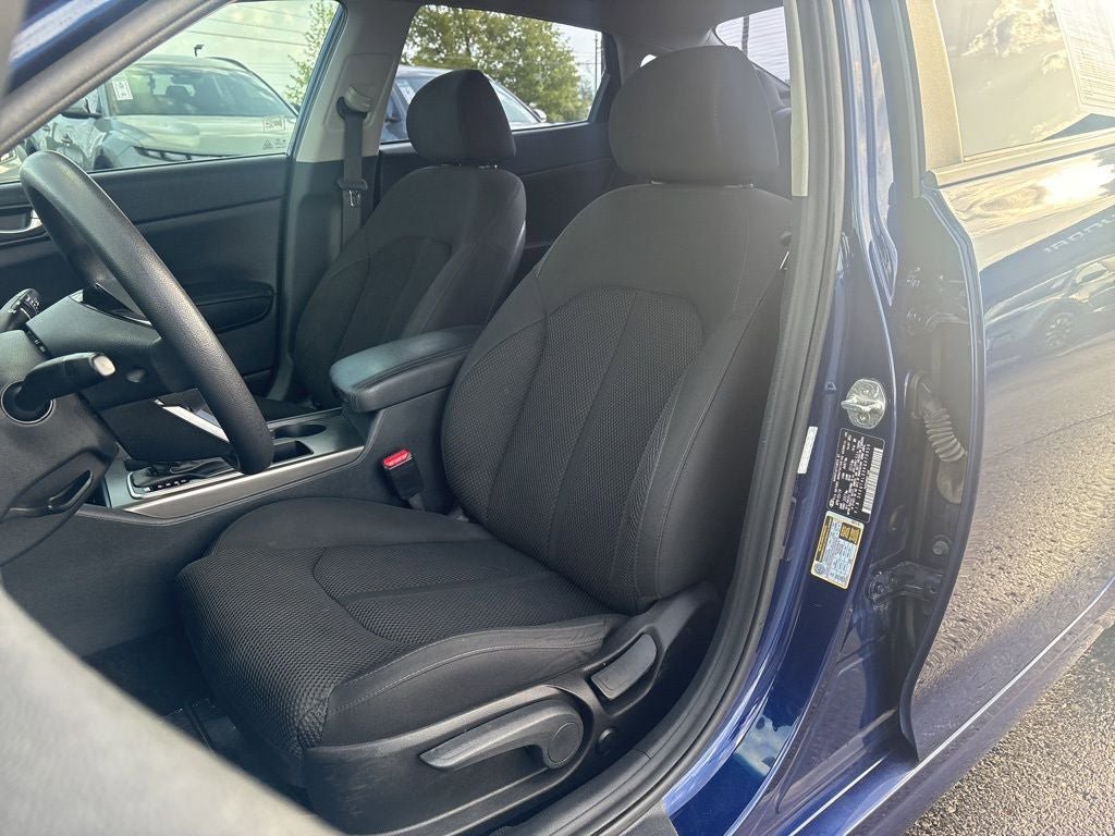 Used 2019 Kia Optima LX FWD image 12