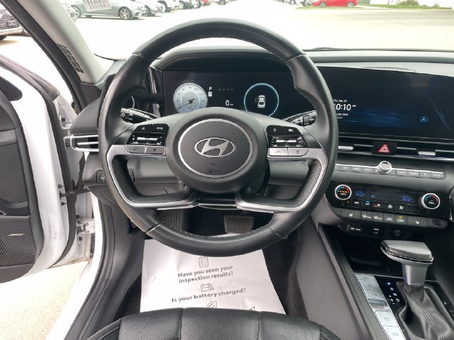 Used 2024 Hyundai Elantra Limited FWD image 23