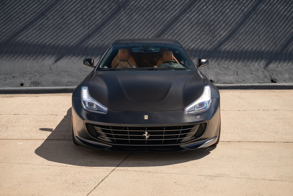 Certified 2018 Ferrari GTC4Lusso image 5
