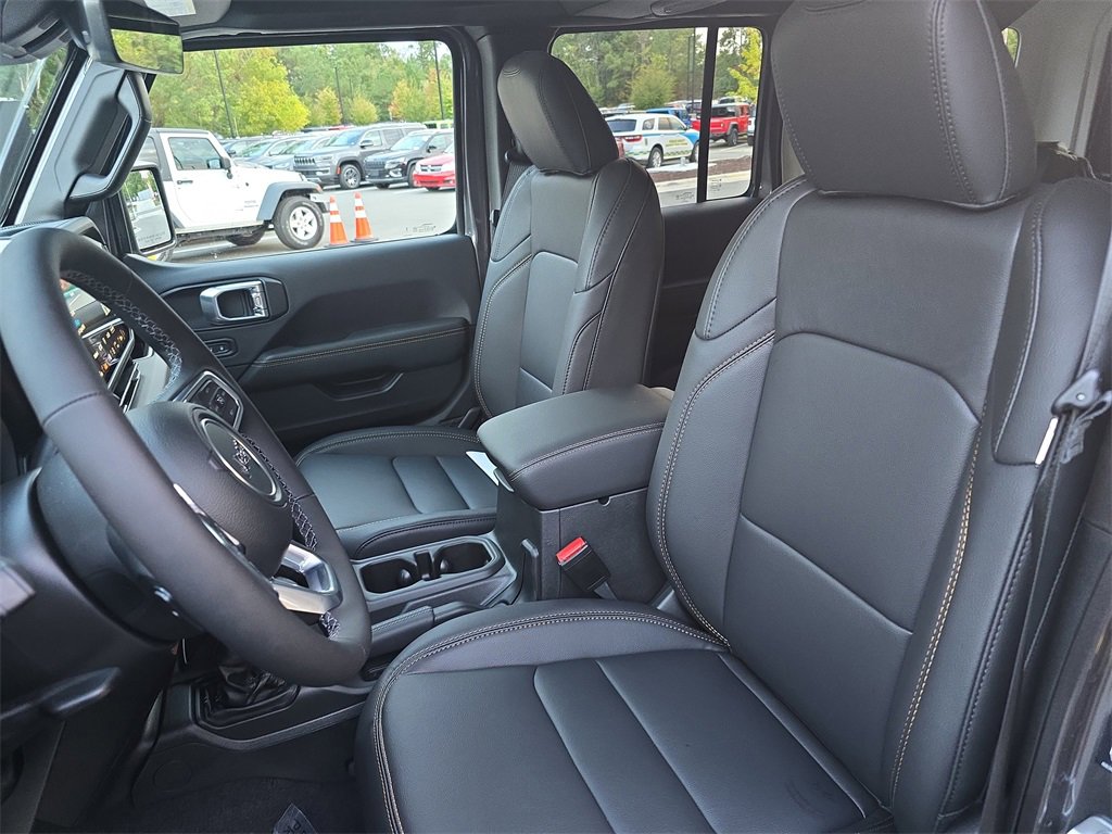 New 2026 Jeep Wrangler Sahara image 15