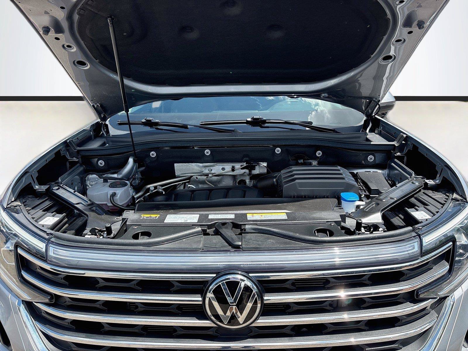Used 2025 Volkswagen Atlas SE FWD image 30