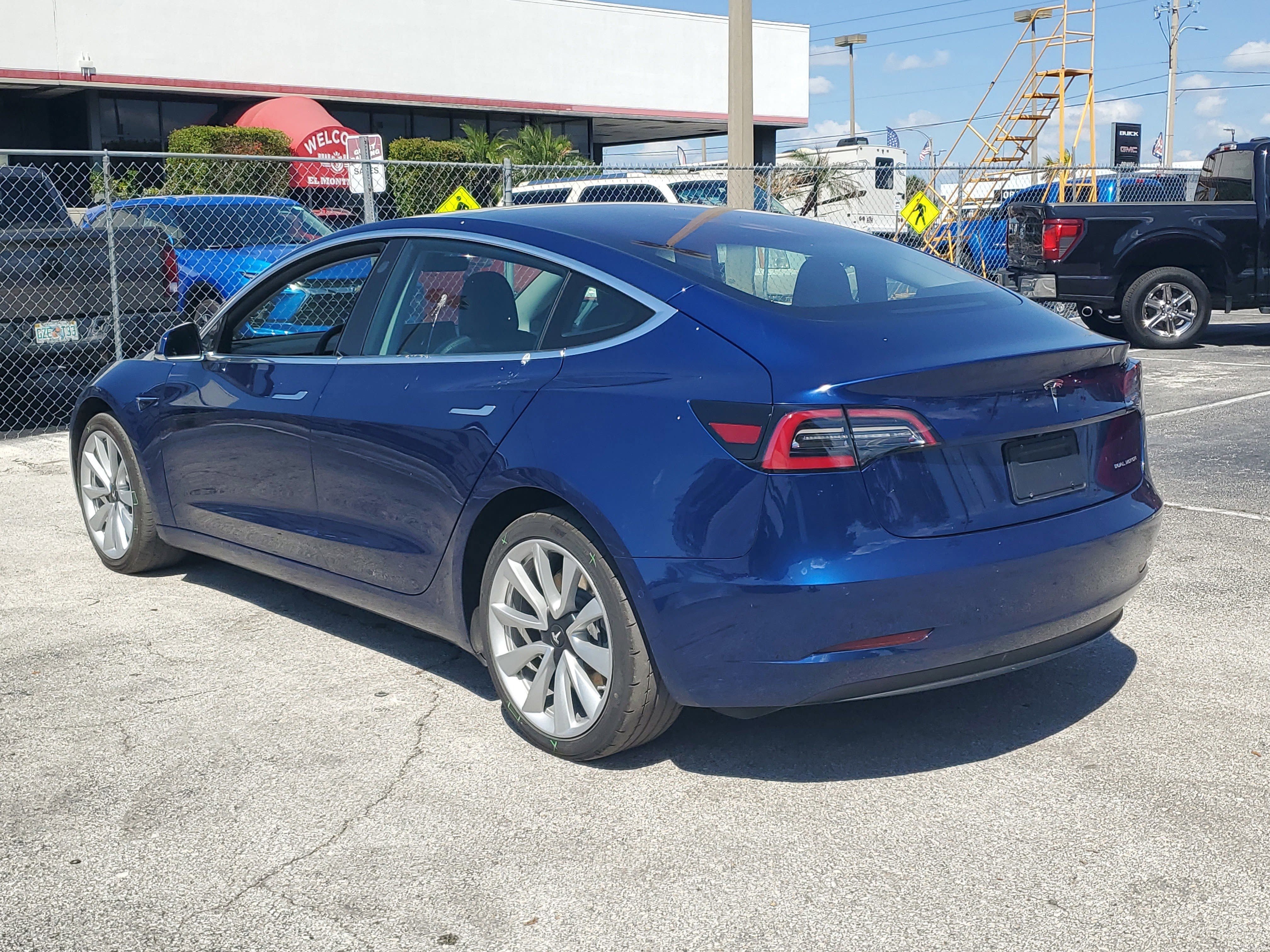 Used 2019 Tesla Model 3 Long Range AWD/4WD image 7