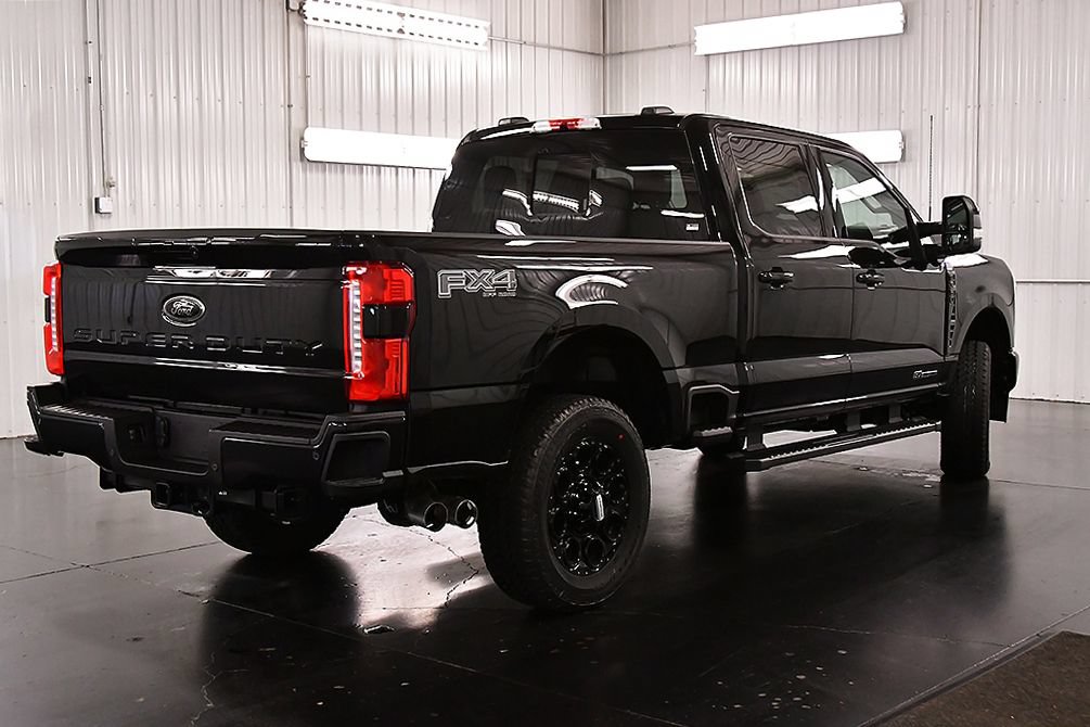 New 2026 Ford F350 Lariat w/ Black Appearance Package AWD/4WD image 7