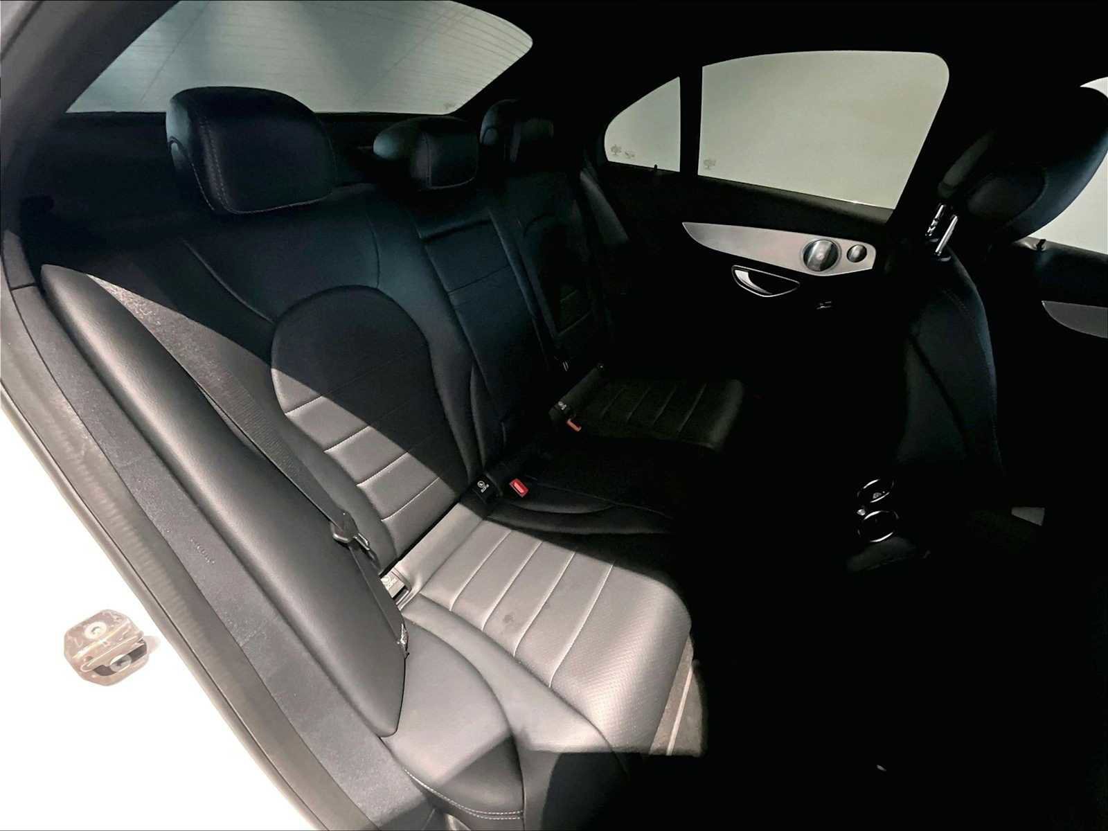 Used 2018 Mercedes-Benz C 300 Sedan image 32