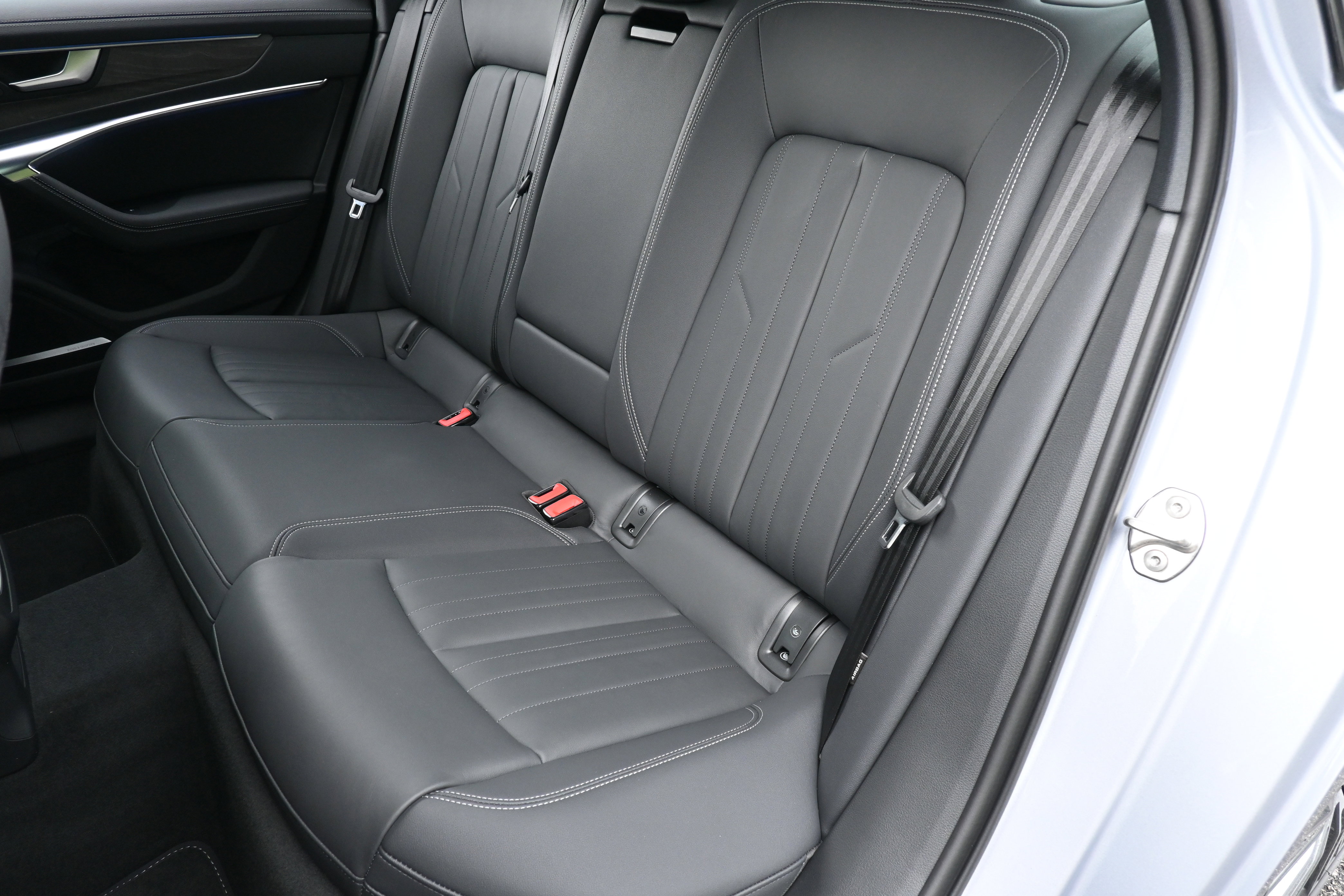 Used 2024 Audi A6 Premium Plus w/ Premium Plus Package image 18