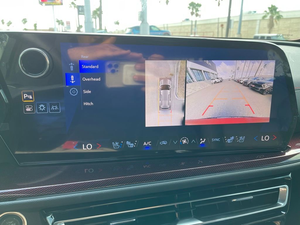 Used 2024 Chevrolet Traverse RS w/ LPO, Floor Liner Package image 11