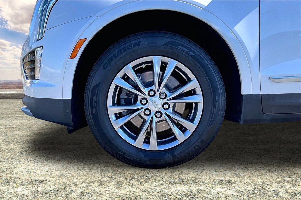 Certified 2022 Cadillac XT5 Premium Luxury FWD image 33
