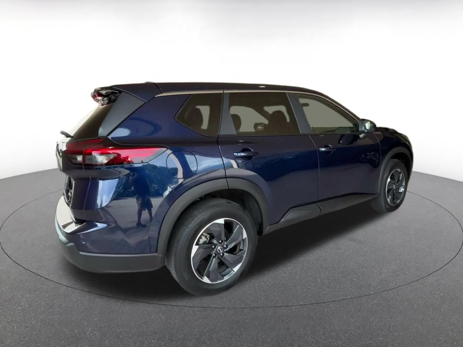 Used 2026 Nissan Rogue SV AWD/4WD image 14