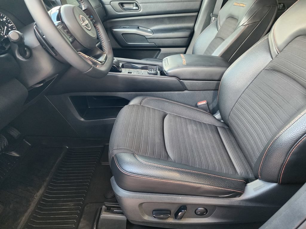 Used 2023 Nissan Pathfinder Rock Creek AWD/4WD image 24