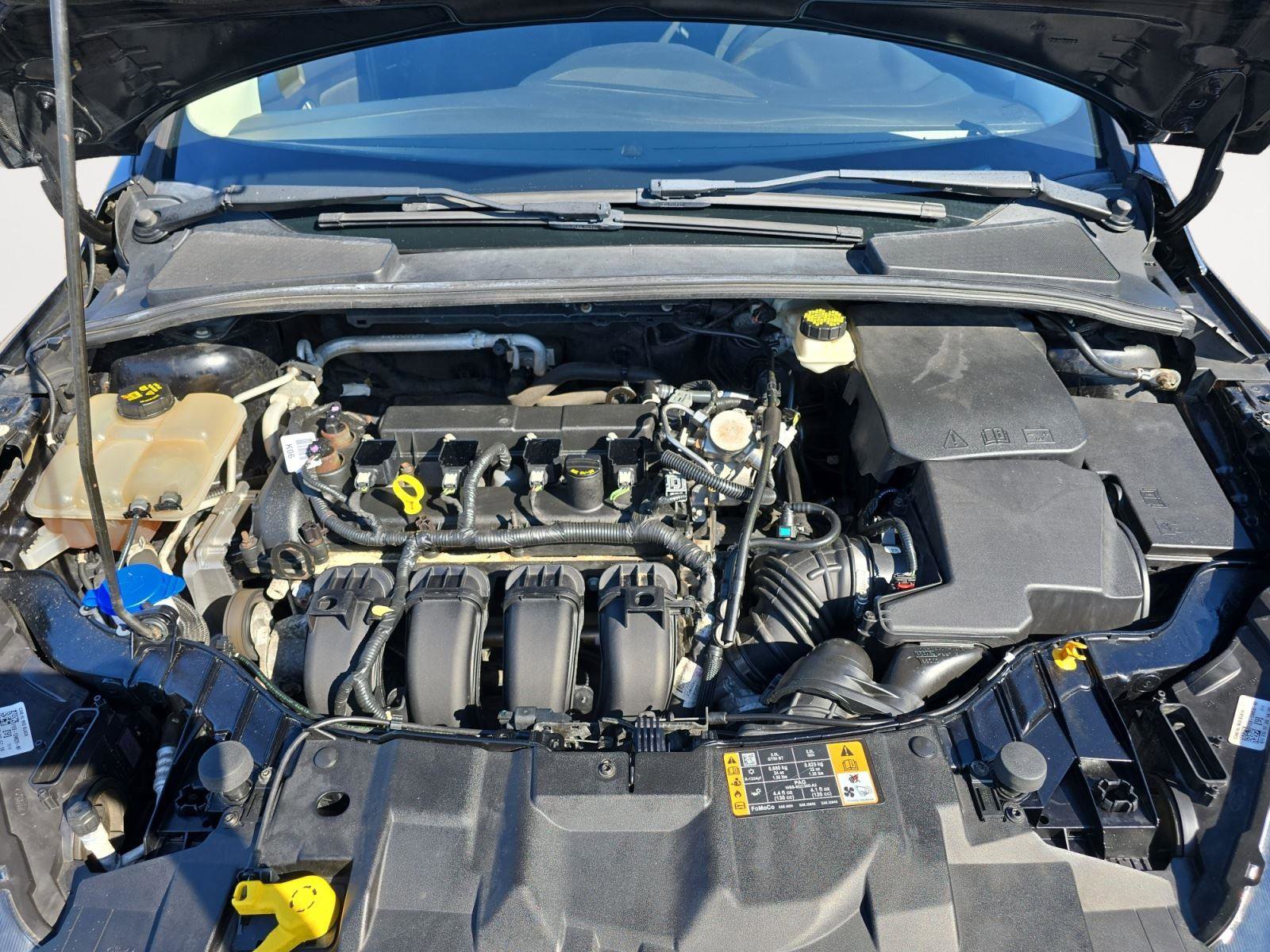 Used 2017 Ford Focus SEL FWD image 25