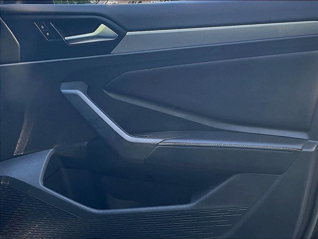 Certified 2023 Volkswagen Jetta S FWD image 12