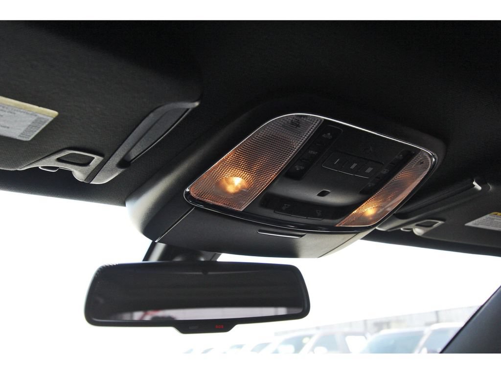 Used 2022 Chrysler 300 S w/ Comfort Group RWD image 25