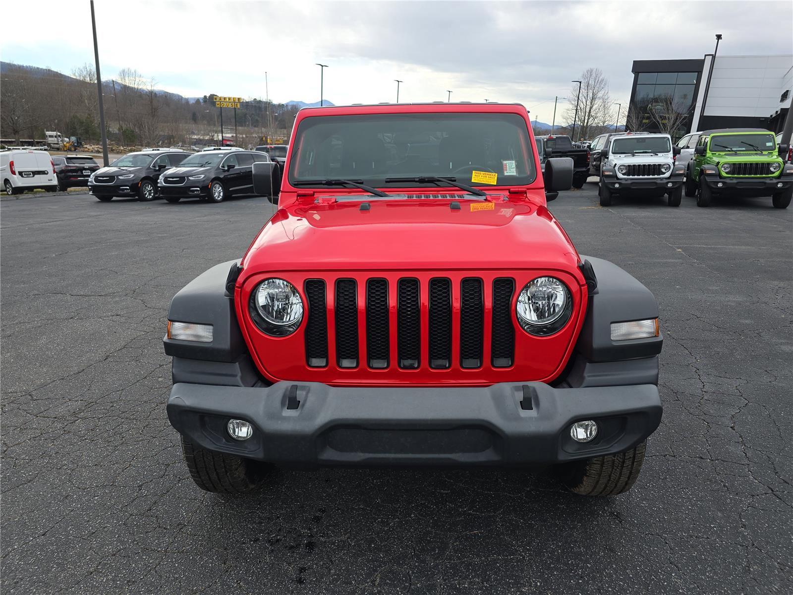 Used 2022 Jeep Wrangler Unlimited Sport image 9