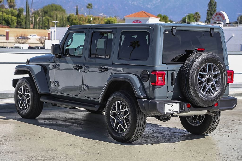 New 2026 Jeep Wrangler Unlimited Sahara AWD/4WD image 7