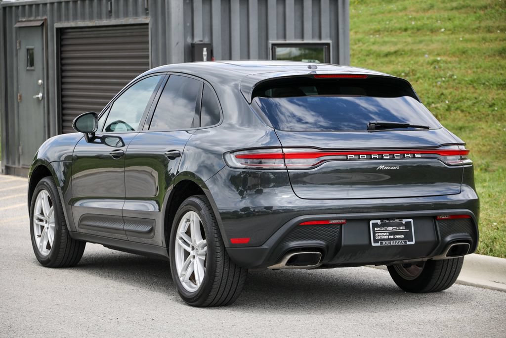 Certified 2023 Porsche Macan Turbo AWD/4WD image 3