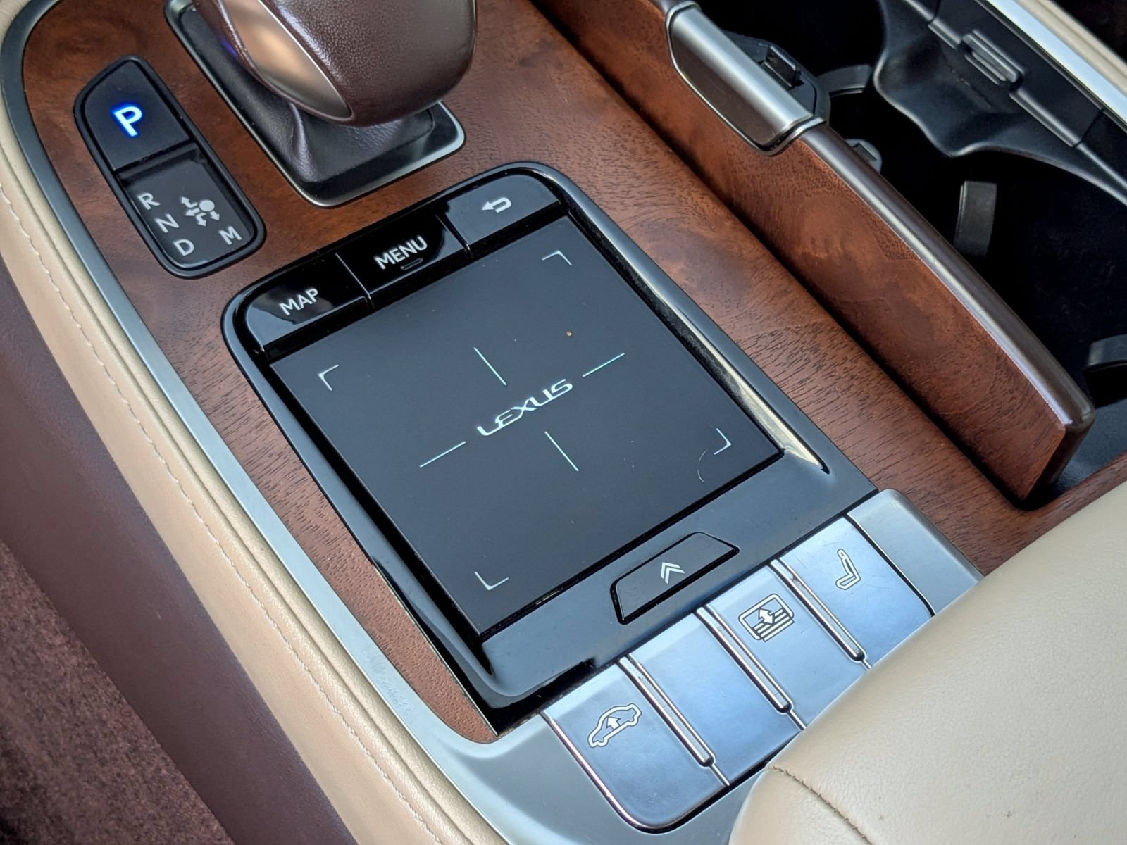 Certified 2020 Lexus LS 500 w/ Interior Upgrade Package RWD image 18