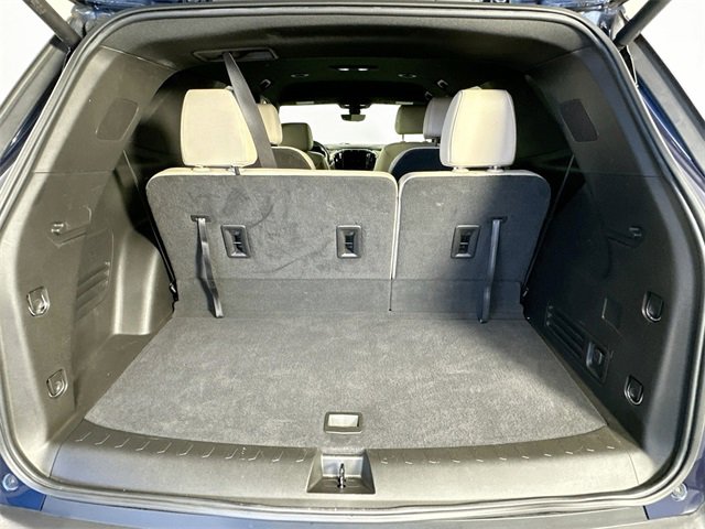 Used 2022 Chevrolet Traverse LT w/ LT Premium Package image 34