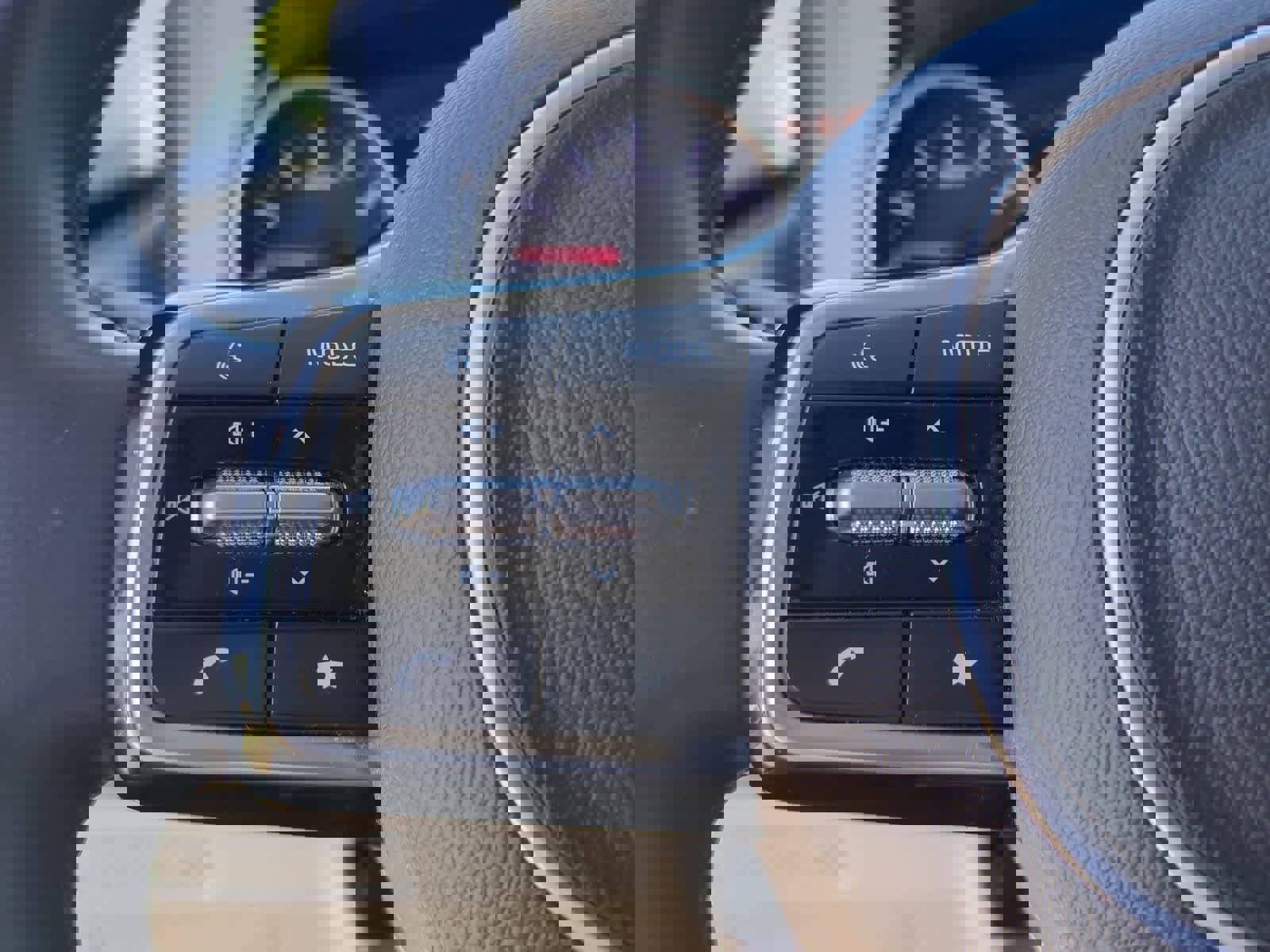 Certified 2023 Kia Carnival EX image 22