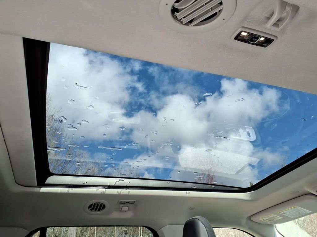 New 2026 Ford Explorer Active image 12