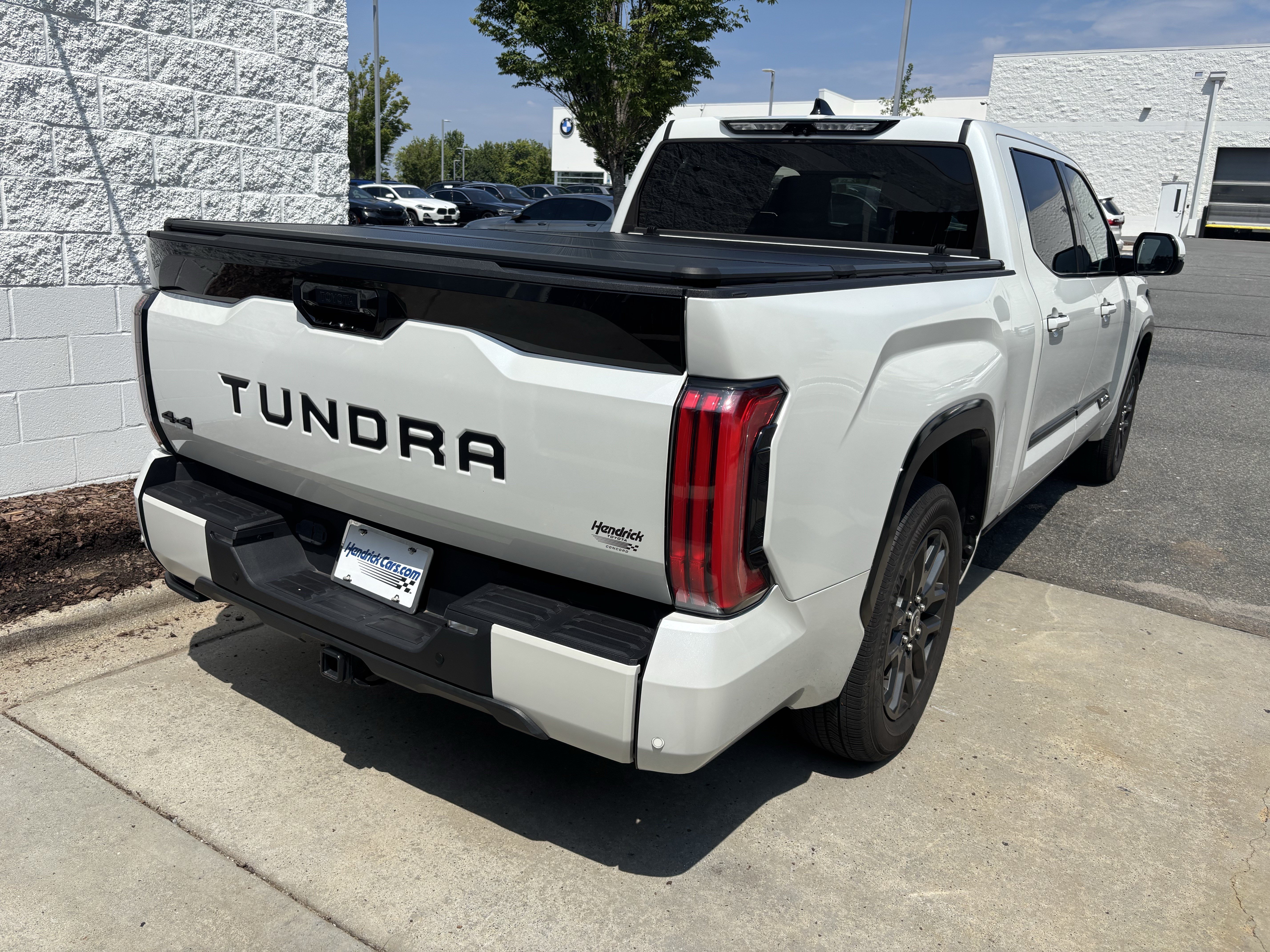 Used 2022 Toyota Tundra Platinum w/ Advanced Package AWD/4WD image 20