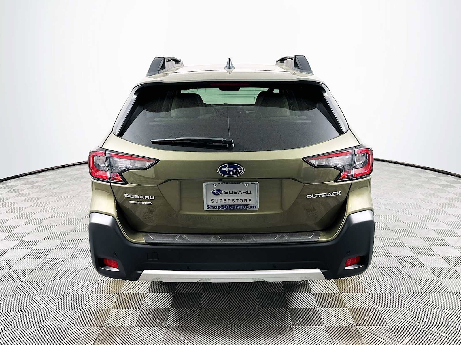Certified 2025 Subaru Outback Limited AWD/4WD image 6