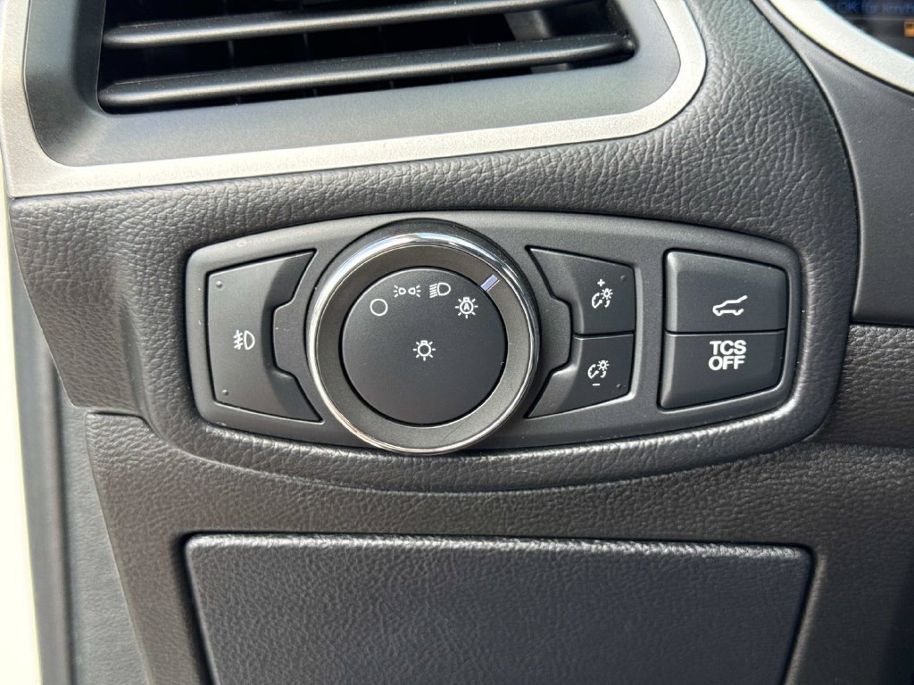 Used 2020 Ford Edge SEL w/ Convenience Package FWD image 31