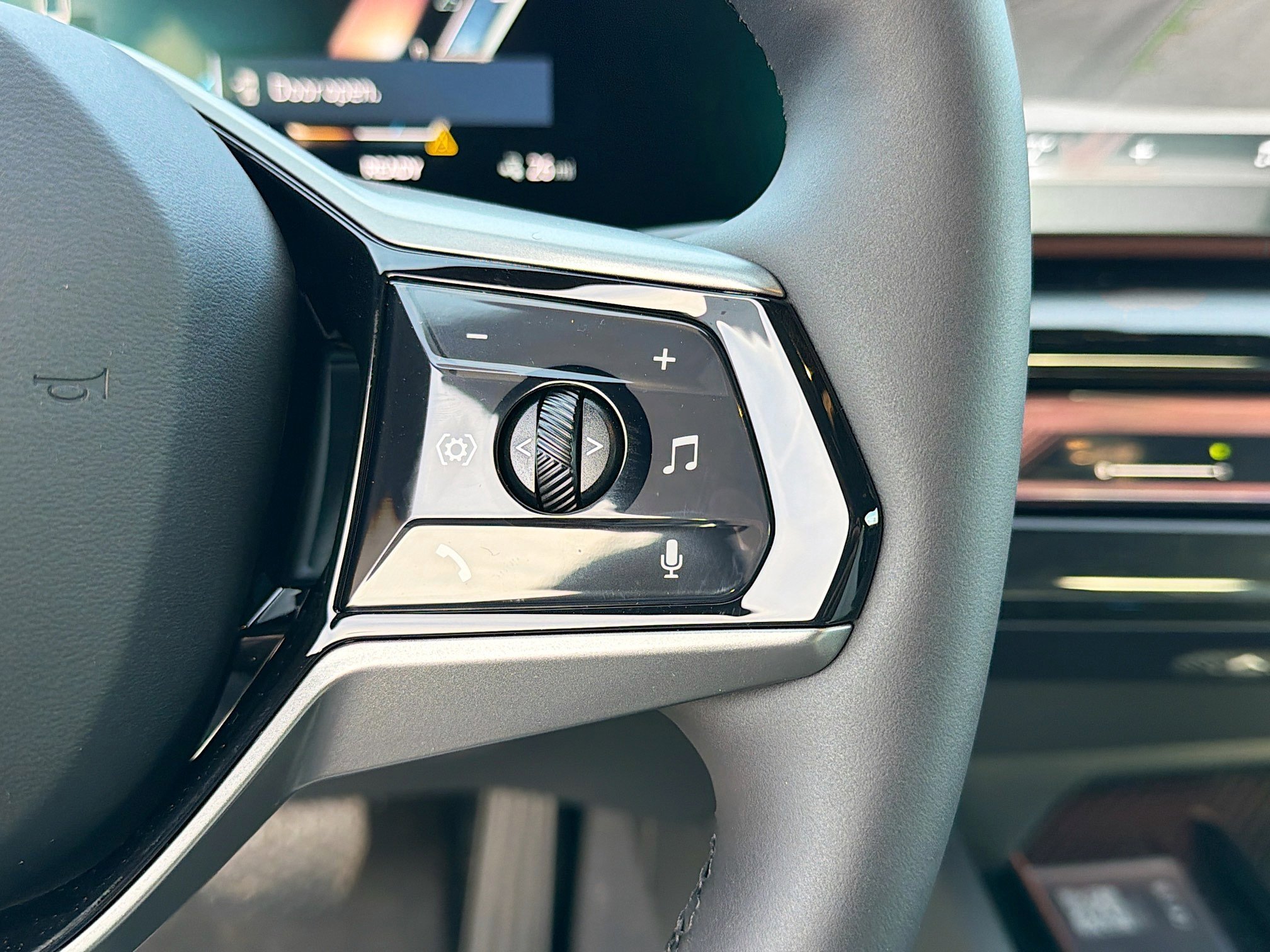 New 2026 BMW i5 eDrive40 RWD image 38