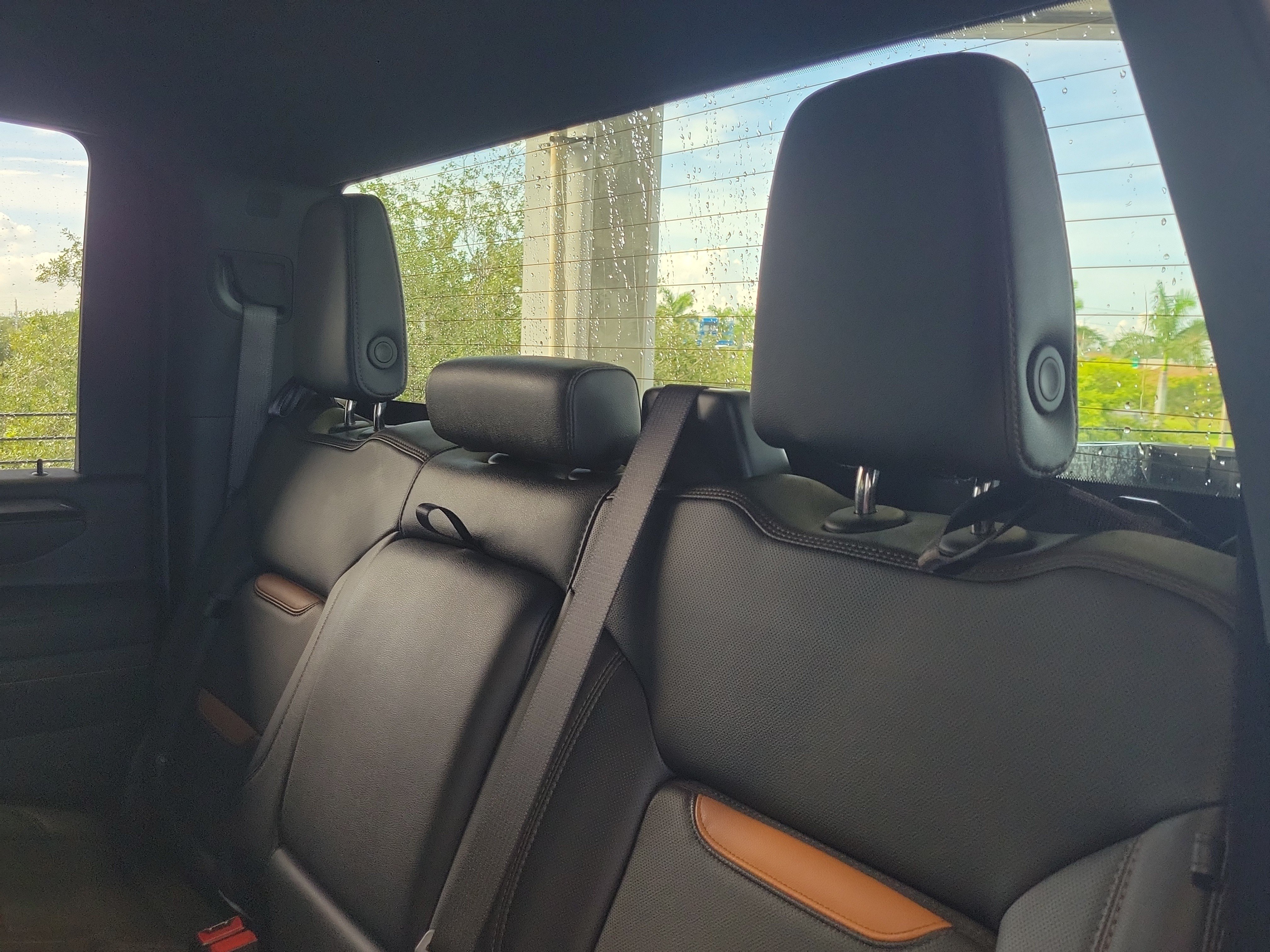 Used 2025 GMC Sierra 2500 AT4 AWD/4WD image 8