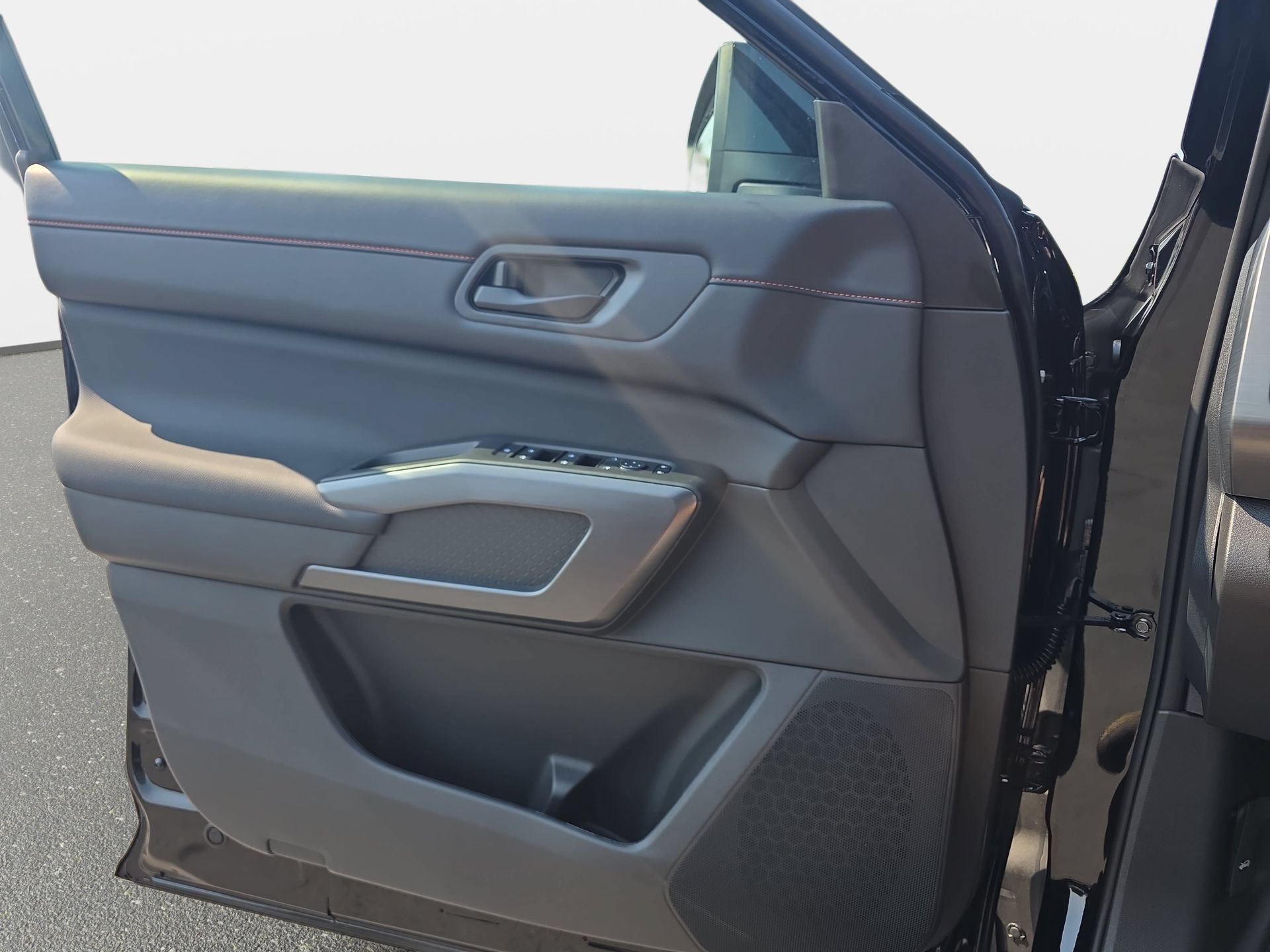 New 2026 Nissan Pathfinder Rock Creek AWD/4WD image 26