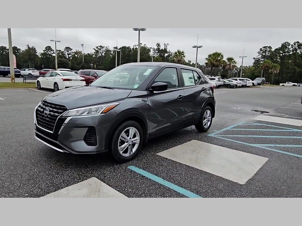 New 2025 Nissan Kicks Play S image 21