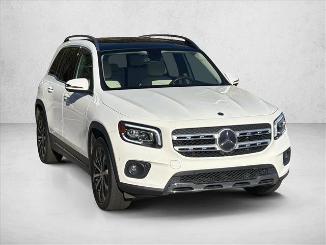 Used 2022 Mercedes-Benz GLB 250 image 4