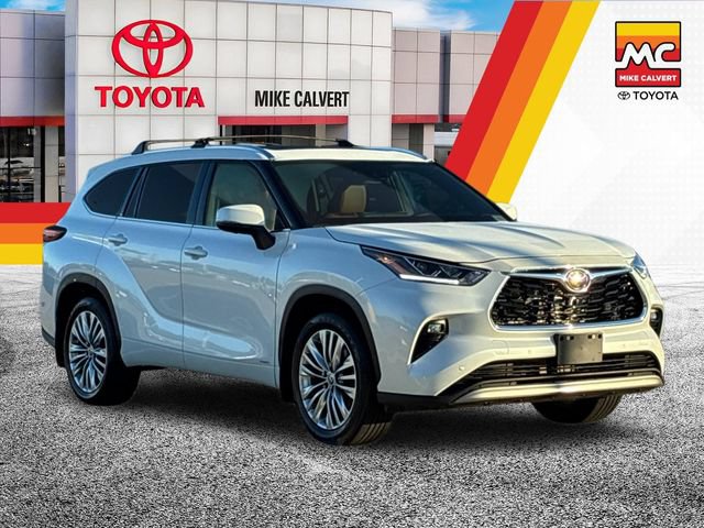 Used 2026 Toyota Highlander Platinum AWD/4WD image 7